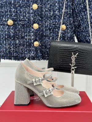 Roger Vivier Mini Très Vivier Strass Buckle Babies Pumps in Grey