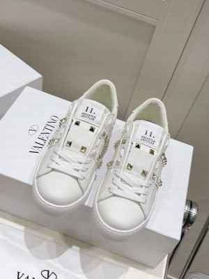 Valentino Unisex Garavani Open For A Change sneakers IN BIO-BASED MATERIAL 2022 Collection 011