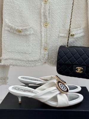 Chanel Lambskin Sandals 8.5cm with Chain and Heart G46109 Black