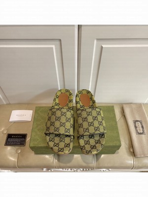 GUCCI Women's platform slide sandal 623212 Yellow canvas 2021 Collection