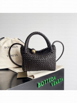 Bottega Veneta Small Tosca 776755 Fondant