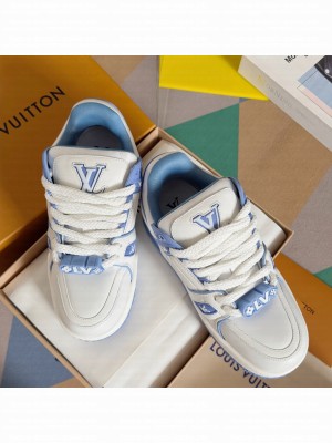 Louis Vuitton Unisex LV Trainer Maxi Sneaker 011