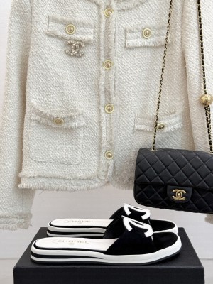 Chanel Suede Flat Slides Sandal with Maxi CC Black/White 2025