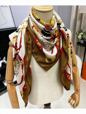 Hermes Women's Bouclerie Moderne Plumetis Scarf Brown