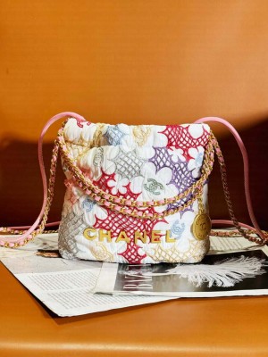 Chanel 22 Mini Handbag Lace Patchwork & Gold-Tone Metal Multicolour AS3980