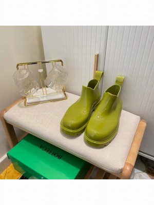 Bottega Veneta Unisex Shine Rubber TPU Ankle Boots Kiwi Green 2022 Spring/Summer 2022 Collection