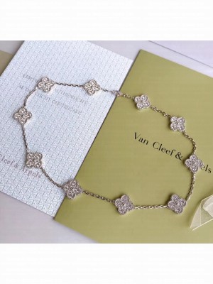 Van Cleef & Arpels Crystal Clovers Necklace 18 2020 Collection