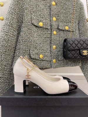 Chanel Heel 65mm Mary Janes With Chain Anklet Pump White Spring 2022 Collection
