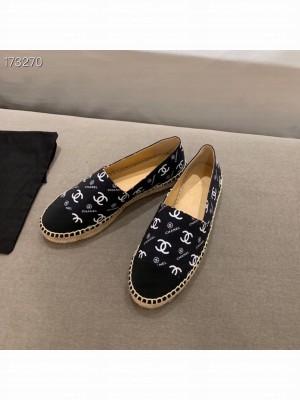 Chanel CC Logo Espadrilles Lambskin Leather Spring/Summer 2021 Collection, Black/White