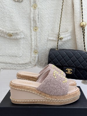 Chanel Gold Pearl CC Logo Mules Tweed pink heel 7cm 2025
