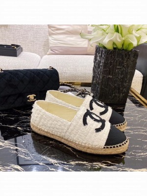 Chanel Tweed/Grosgrain Espadrilles Lambskin Leather Fall/Winter 2020 Collection, White/Black