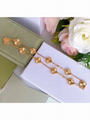 Van Cleef & Arpels Gold Necklace 23 2020 Collection