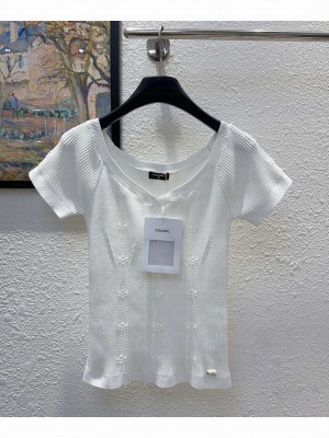 Chanel Women's Cropped Sweater With wide neckline White