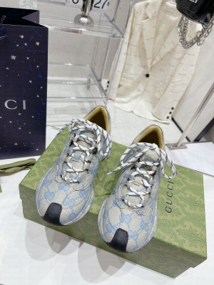 Gucci Unisex Run Sneaker 02