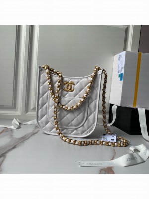 CHANEL HOBO HANDBAG Lambskin AS4532 white