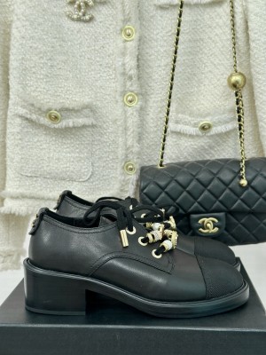 Chanel Black Calfskin, Grosgrain, Imitation Pearls,Strass & Metal Lace-Up Boots 