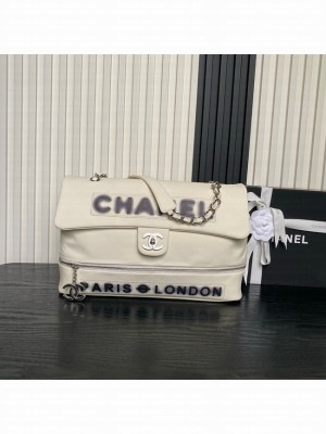 CHANEL Lambskin Shoulder Bags 9902 white&black