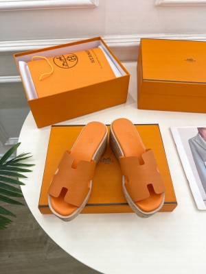 Hermes Eze 30 sandal orange