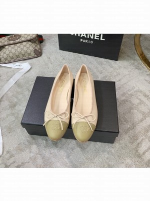 Chanel Ballerina Flats Lambskin Leather Spring/Summer 2021 Collection,Light Nude/Olive