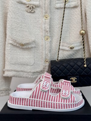 Chanel Stripes Beach Flat Sandals 2024 010