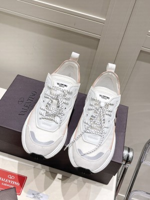 VALENTINO UNISEX CHUNKY V-LOGO SHEGOES SNEAKERS 2022 COLLECITON 10