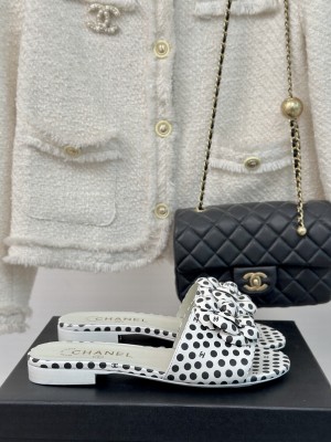 Chanel Dots Leather With Camellia Slide White