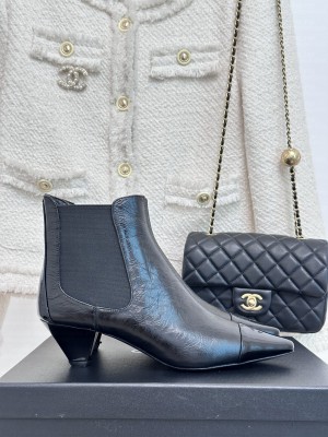 Chanel Calfskin & Patent Leather Pointed Ankle Boots 4cm Black 2023