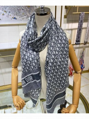 Christian Dior Women s Oblique Motif Long Scarf Gray