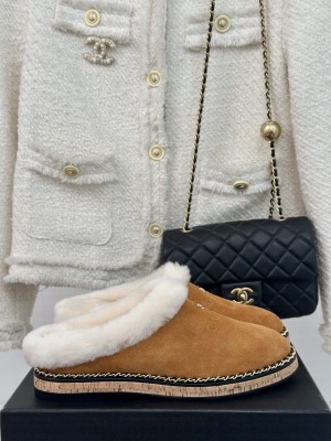Chanel Suede & Shearling Wood Chain Flat Mules Brown 2024