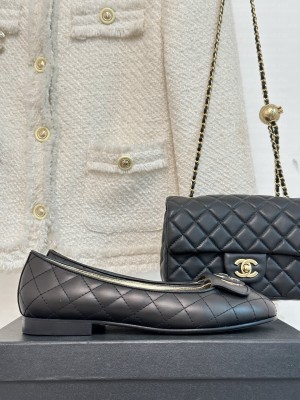 Chanel Women's Quilting Lambskin Ballet Flats G45047 2023 Black