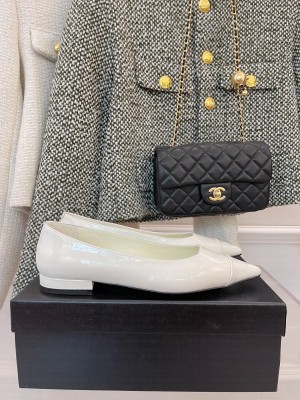 Chanel 2.5cm Patent Leather Falt White Spring 2022 Collection