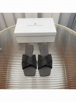 Brunello Cucinelli with the iconic embellishment Flat Slide 02