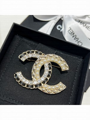 Chanel Women's Brooch AB1102