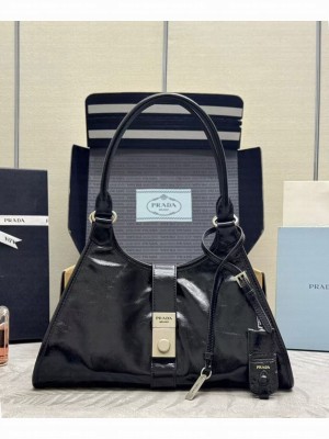 Prada Medium leather tote bag Black