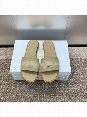 Christian Dior Women's Dway Slide Beige
