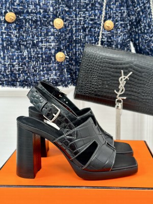 Hermes Elbe 9.5cm Heel sandal 02
