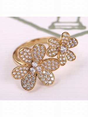 Van Cleef & Arpels Crystal Ring 17 Gold 2020 Collection