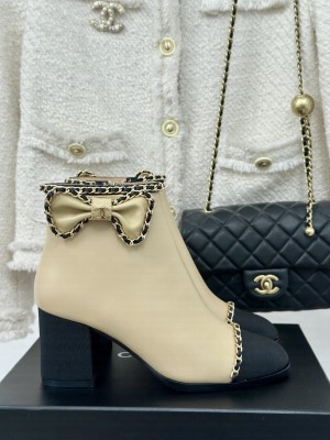 Chanel Women's Chain Around With Bow Leather/Grosgrain Ankle Boots Beige