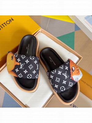 Louis Vuitton Unisex Pool pillow comfort mule 024
