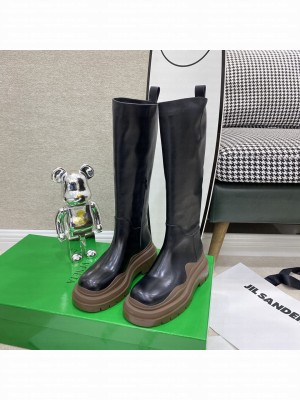Bottega Veneta Tire High Boots Fall/Winter 2021 Collection, Black/Brown