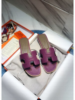 Hermes Oran Flat slippers in Togo Leather 040 2021 Collection