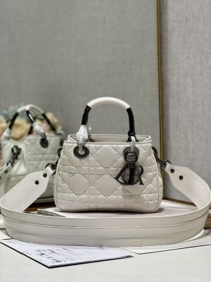 LADY DIOR TOP HANDLE SMALL BAG Latte Cannage Lambskin C9228 WHITE&BLACK