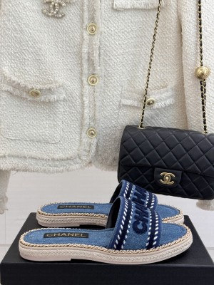 Chanel flat CC with chain slippers blue canvas 2025