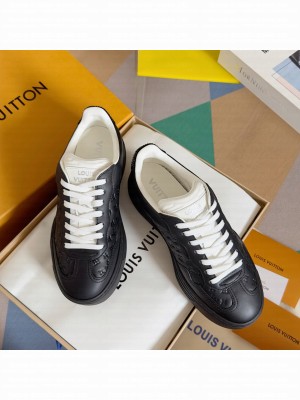 Louis Vuitton Women's LV Groovy Platform Sneaker 02