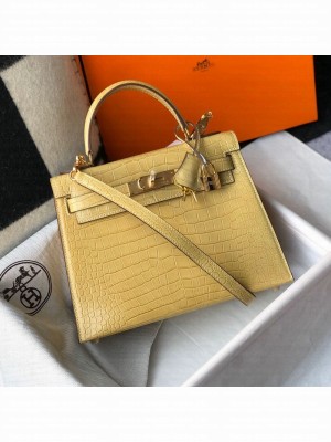 Hermes Kelly 25/28cm in Crocodile Embossed Calf Leather Light Yellow/Gold 2019 (Half Handmade) Collection