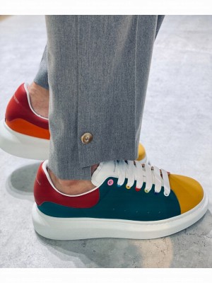 Alexander McQueen Oversized sneaker 010