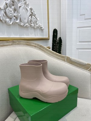 Bottega Veneta PUDDLE Biodegradable rubber Ankle Boots Peachy Pink 2022 Collection
