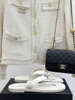 Chanel Flat Slide Thong Sandals 2025 01