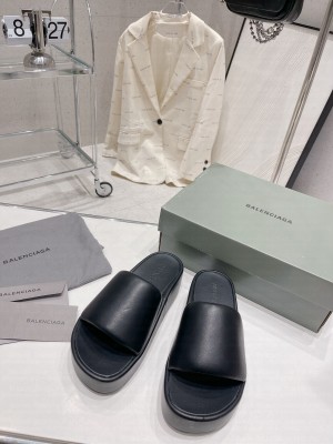 Balenciaga Unisex Logo Platform Slide Sandals 5cm 2023 011