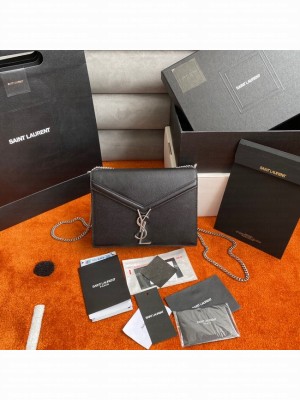 SAINT LAURENT CASSANDRA MEDIUM CHAIN BAG IN GRAIN DE POUDRE EMBOSSED LEATHER 532750 black